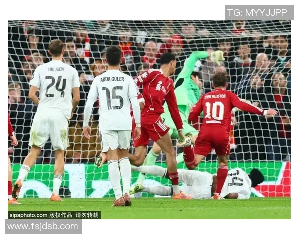 曼联对曼城精彩重播视频回顾赛场激情瞬间与战术分析