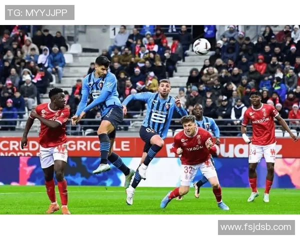 胜埃蒂安与梅斯的激烈对决展现法甲联赛的精彩与魅力